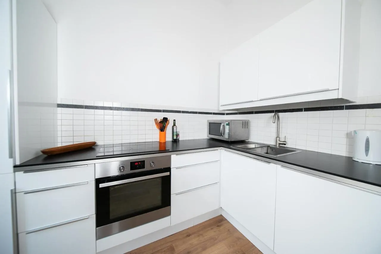 White 60 Qm Apartment - Zentral - Balkon - Messe Dusseldorf