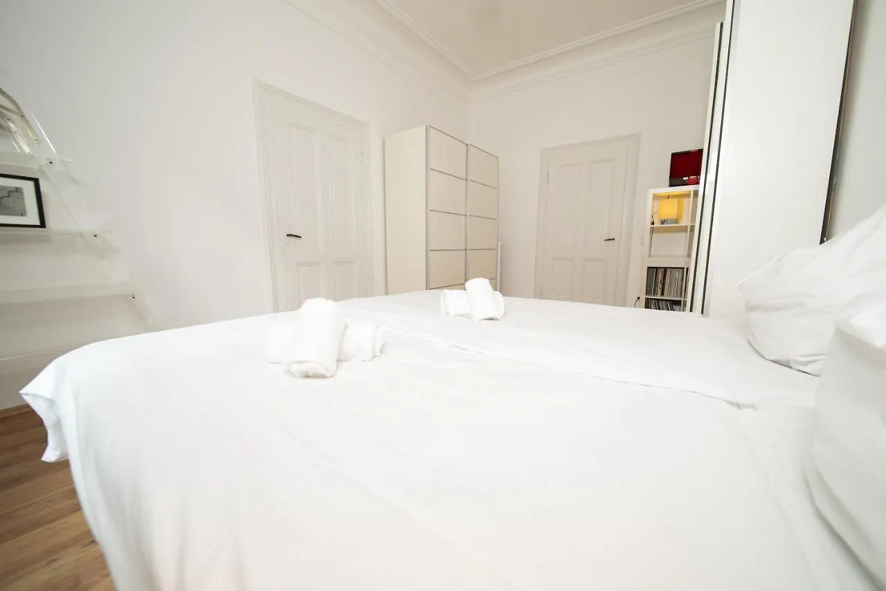 White 60 Qm Apartment - Zentral - Balkon - Messe Düsseldorf